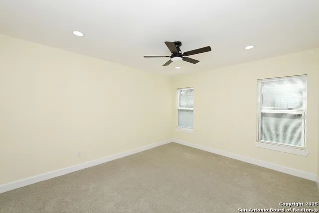 1326 W Lynwood San Antonio, TX 78201