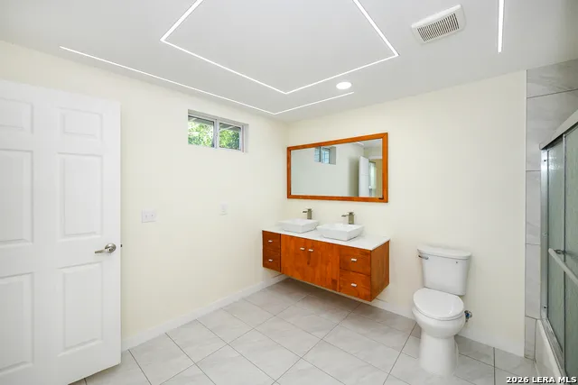 1326 W Lynwood San Antonio, TX 78201