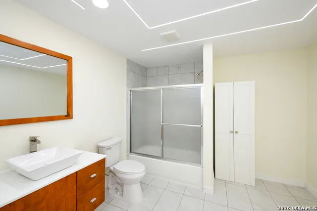 1326 W Lynwood San Antonio, TX 78201