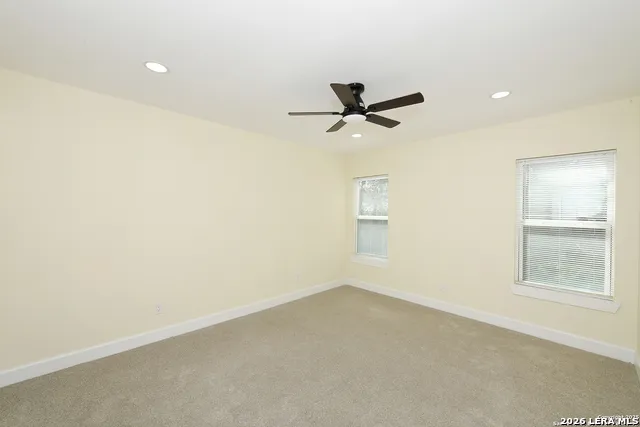 1326 W Lynwood San Antonio, TX 78201