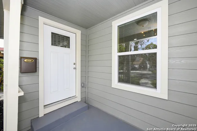 1326 W Lynwood San Antonio, TX 78201
