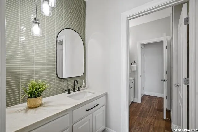 2911 Spider Lily San Antonio, TX 78258