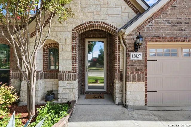 12827 Gordons Haven San Antonio, TX 78253
