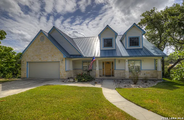 163 RIEDEL LN Canyon Lake, TX 78133