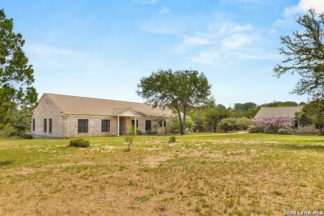 2188 Bretzke Ln New Braunfels, TX 78132