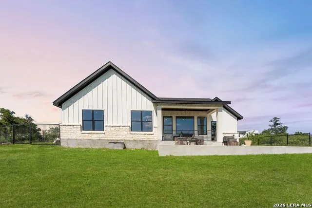 819 Pr 2775 Mico, TX 78056