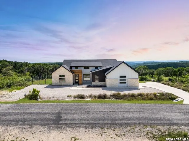 819 Pr 2775 Mico, TX 78056