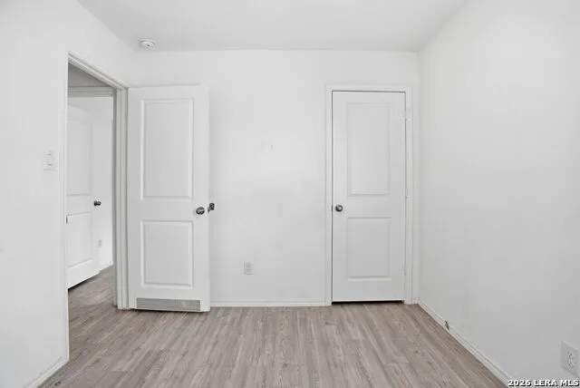 5507 ELM VALLEY DR San Antonio, TX 78242