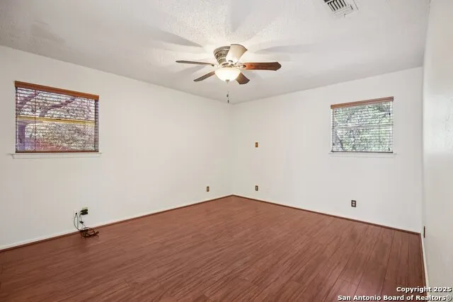 3761 Ridgeway San Antonio, TX 78259