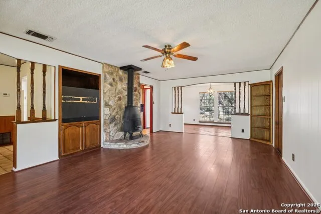 3761 Ridgeway San Antonio, TX 78259