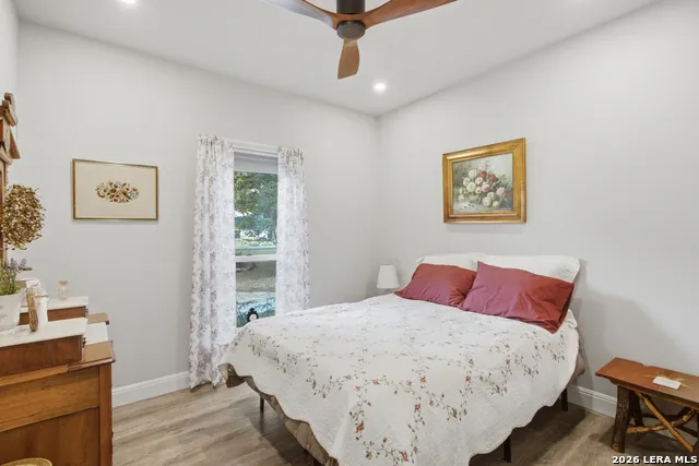 356 CREEKWOOD DR Bandera, TX 78003
