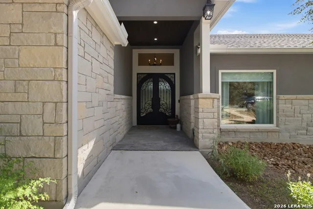356 CREEKWOOD DR Bandera, TX 78003