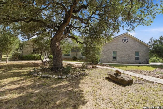 356 CREEKWOOD DR Bandera, TX 78003