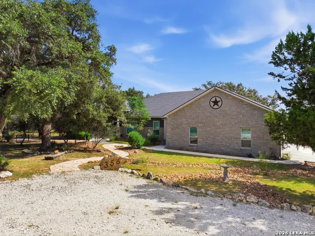 356 CREEKWOOD DR Bandera, TX 78003