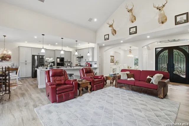 356 CREEKWOOD DR Bandera, TX 78003
