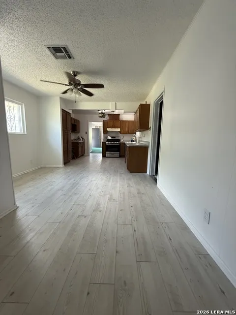 215 SUBLETT DR San Antonio, TX 78223