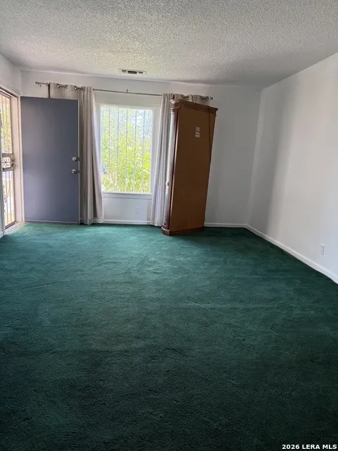 215 SUBLETT DR San Antonio, TX 78223