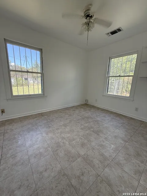 215 SUBLETT DR San Antonio, TX 78223