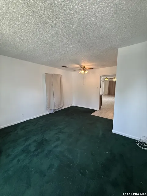 215 SUBLETT DR San Antonio, TX 78223