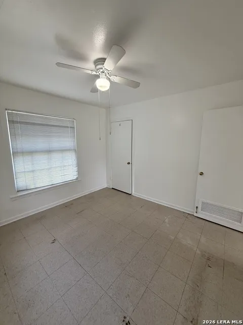 215 SUBLETT DR San Antonio, TX 78223