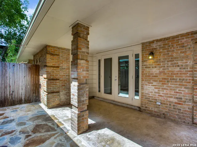 122 E TERRA ALTA DR #13 San Antonio, TX 78209