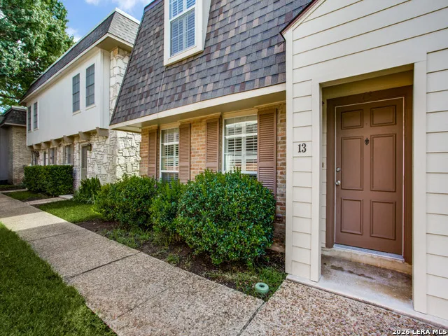 122 E TERRA ALTA DR #13 San Antonio, TX 78209