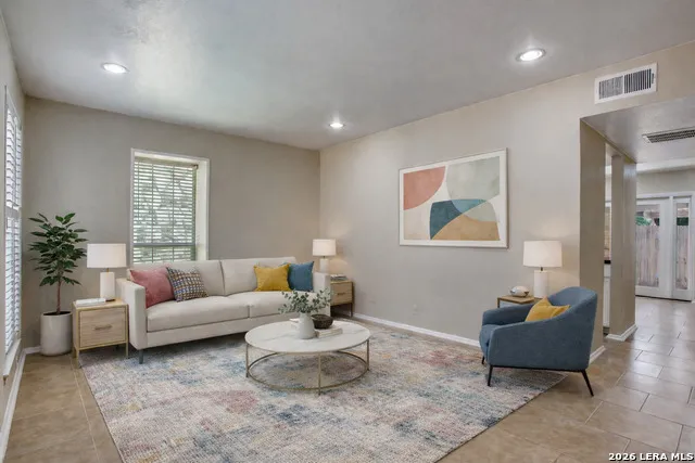 122 E TERRA ALTA DR #13 San Antonio, TX 78209