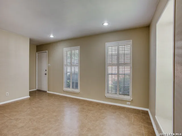 122 E TERRA ALTA DR #13 San Antonio, TX 78209