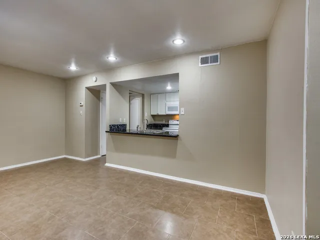122 E TERRA ALTA DR #13 San Antonio, TX 78209