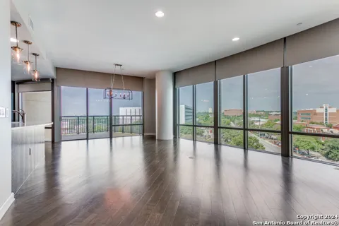 4242 Broadway St. #504