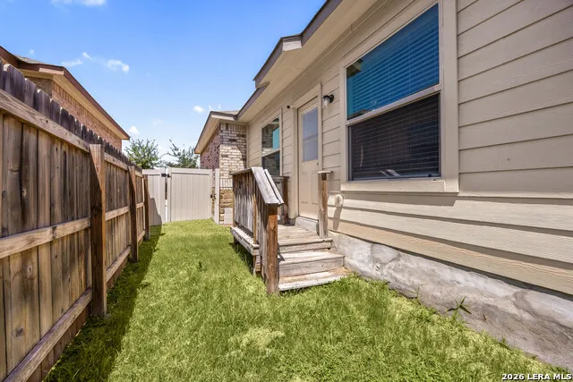 9216 CANYON BND Converse, TX 78109