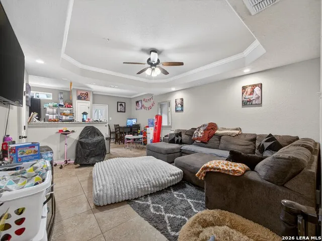 6402 Luglio Ln San Antonio, TX 78233