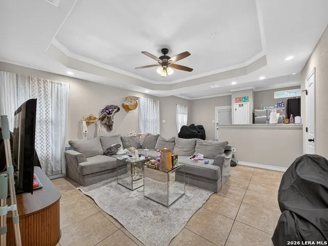 6402 Luglio Ln San Antonio, TX 78233