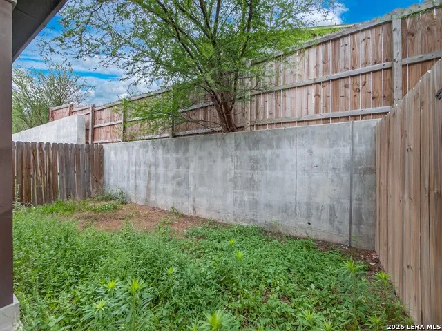 6402 Luglio Ln San Antonio, TX 78233