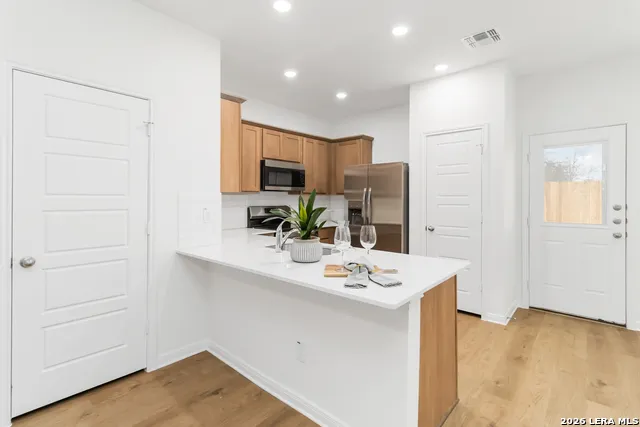 15526 SUESS HL San Antonio, TX 78253