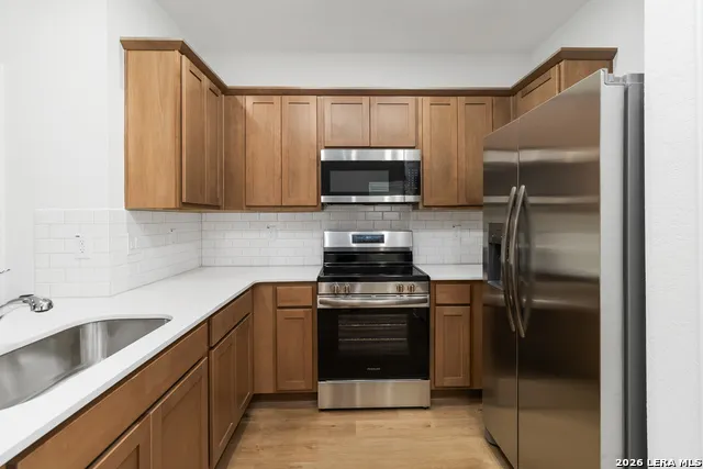 15526 SUESS HL San Antonio, TX 78253