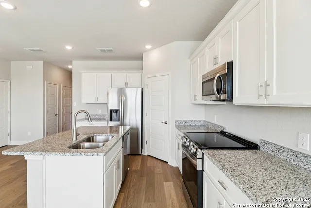7224 Magnolia Creek San Antonio, TX 78252