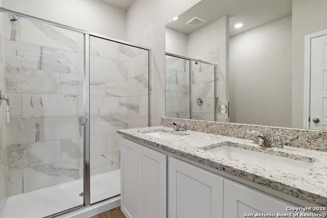5112 CINDY BR San Antonio, TX 78253