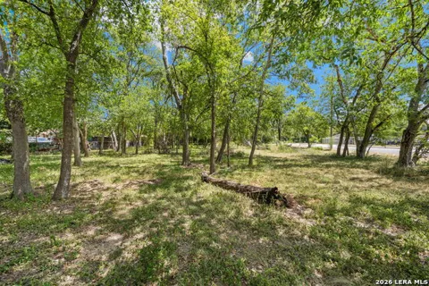 3251 MARTIN LUTHER KING DR