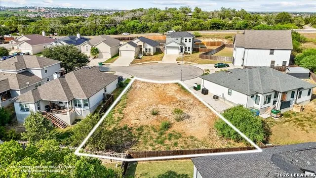 8318 Comanche Converse, TX 78109