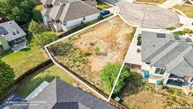 8318 Comanche Converse, TX 78109