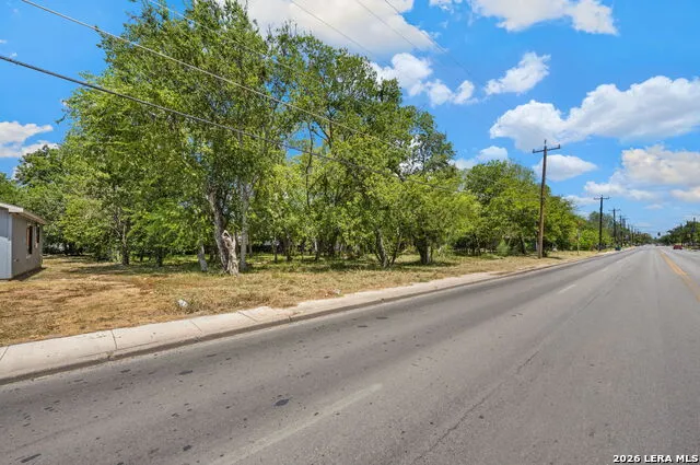 3255 Martin Luther King Dr San Antonio, TX 78220