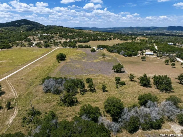 1205 Elm Creek Rd Medina, TX 78055