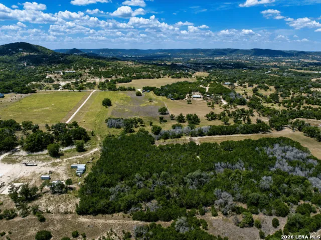 1205 Elm Creek Rd Medina, TX 78055