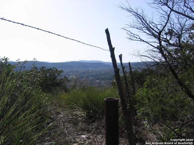 9715-10 Park Dr Helotes, TX 78023