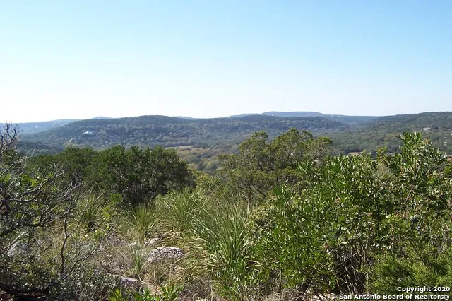 9715-10 Park Dr Helotes, TX 78023
