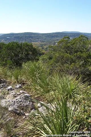 9715-10 Park Dr Helotes, TX 78023