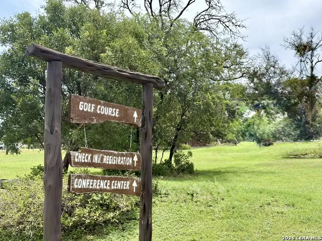 12 Stone Crst Bandera, TX 78003