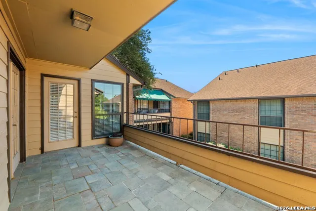 3605 HIDDEN DR Unit F4 San Antonio, TX 78217