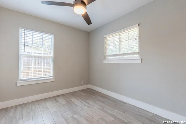 1423 Northglen San Antonio, TX 78227